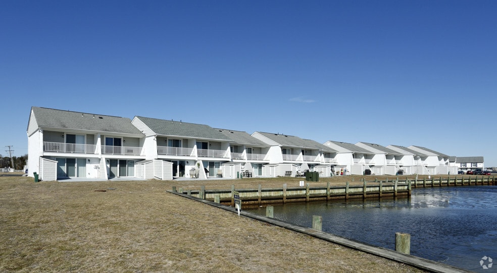 UNIVERSE AT MARINERS COVE 372 Kettle Creek Rd Toms River NJ 08753