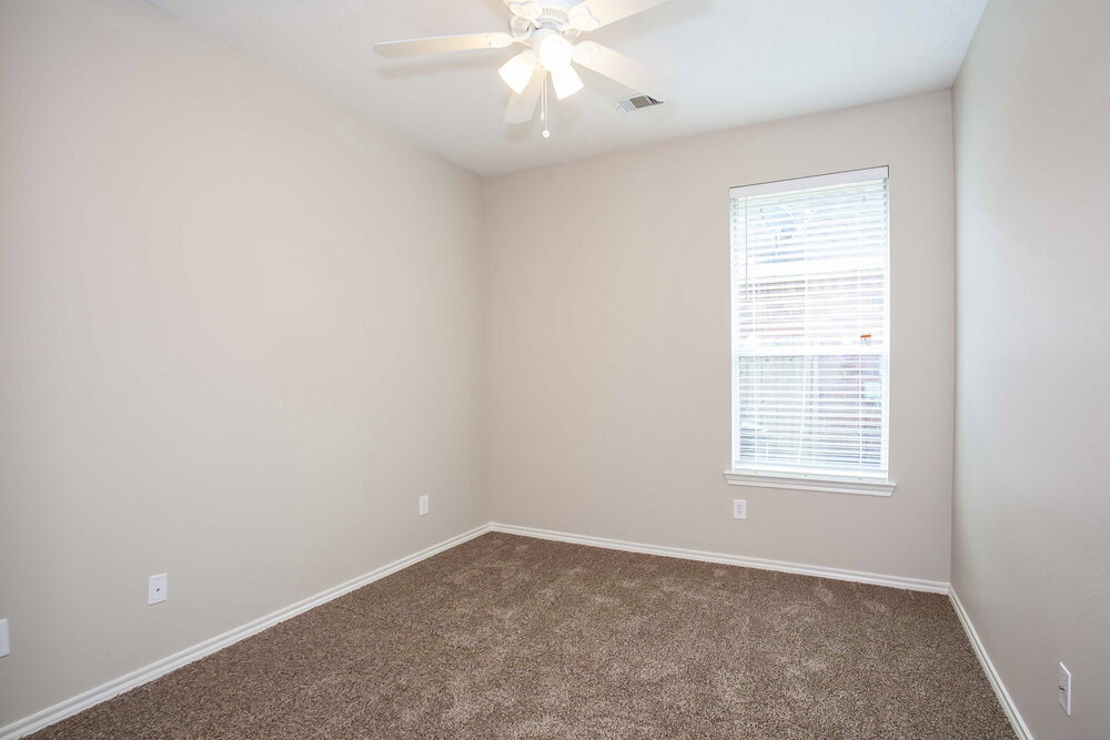 Building Photo - 11003 Oasis View Ln