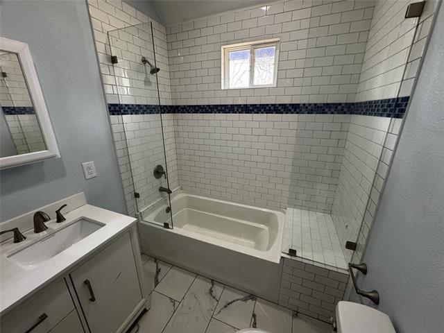 Building Photo - 4939 Corrigan Ave