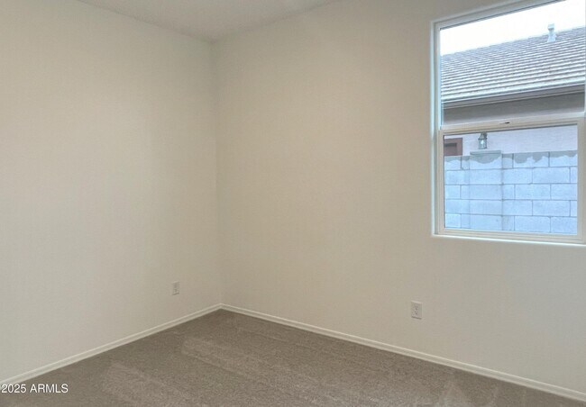 Building Photo - 25112 N 133rd Ave