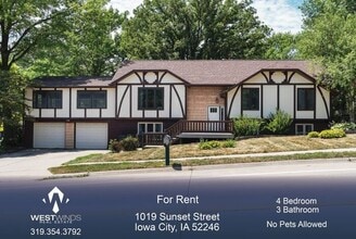 Building Photo - $3,500 | 4 Bedroom, 3 Bathroom House | No ...