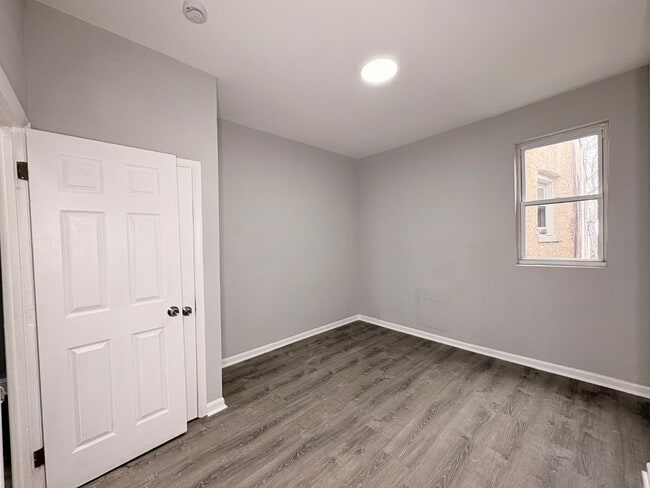 Building Photo - 2356 McCulloh St