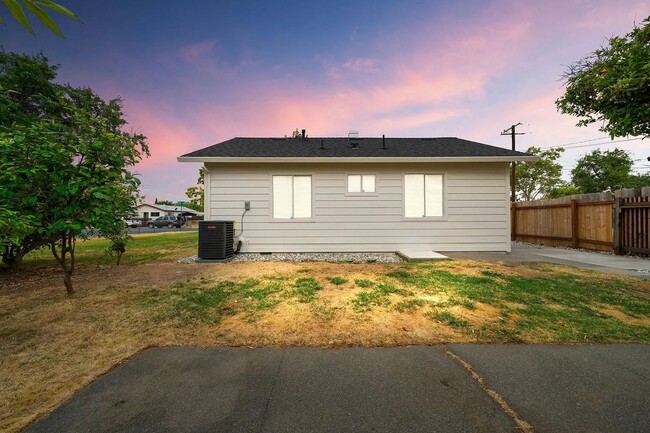 Building Photo - 5891 28th St