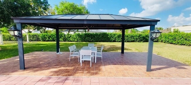 Building Photo - 29325 SW 182nd Ave