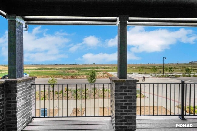 Building Photo - Spacious 3BR Townhome in Broomfield