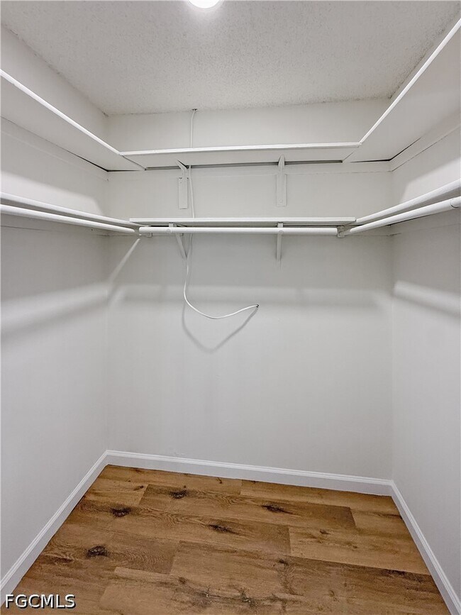 Building Photo - 202 2nd St