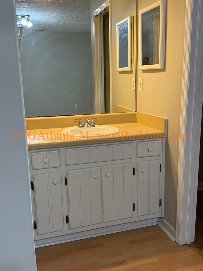 Building Photo - 9363 Haley Ct