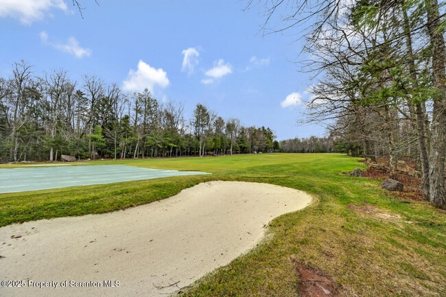 Building Photo - 300 Lake Rd