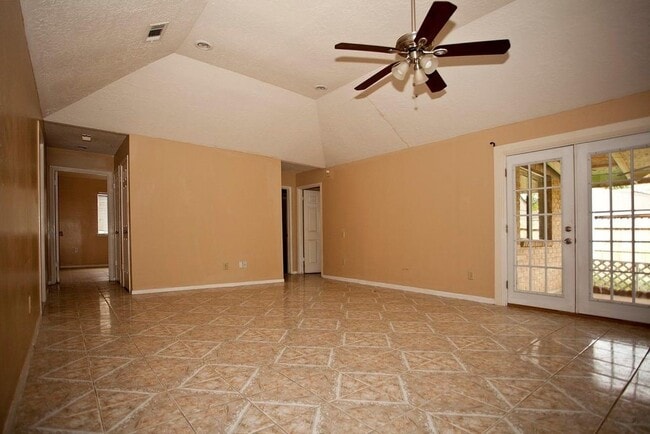 Building Photo - 6318 Crakston St