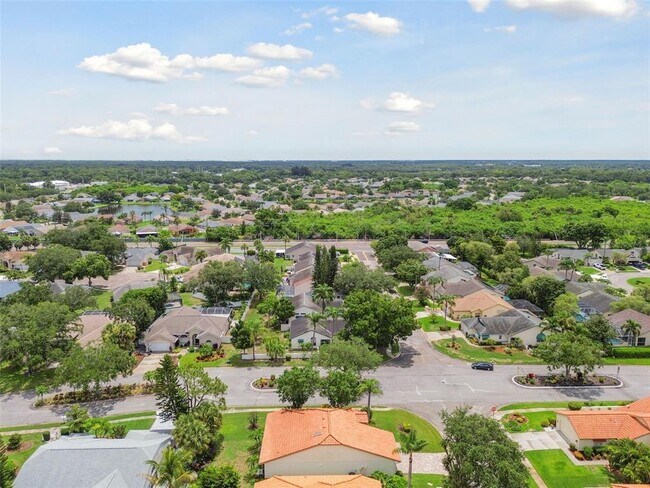 Building Photo - 4327 Murfield Dr E