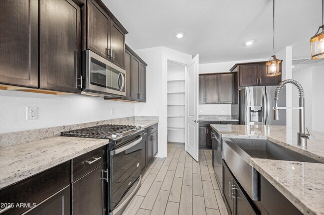 Building Photo - 16056 W El Cortez Pl