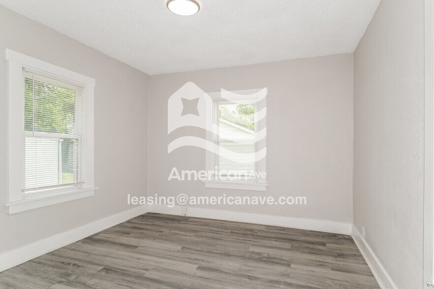 Building Photo - 8026 Cler Ave