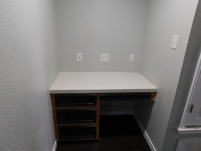 Building Photo - 3707 Dustin Ct