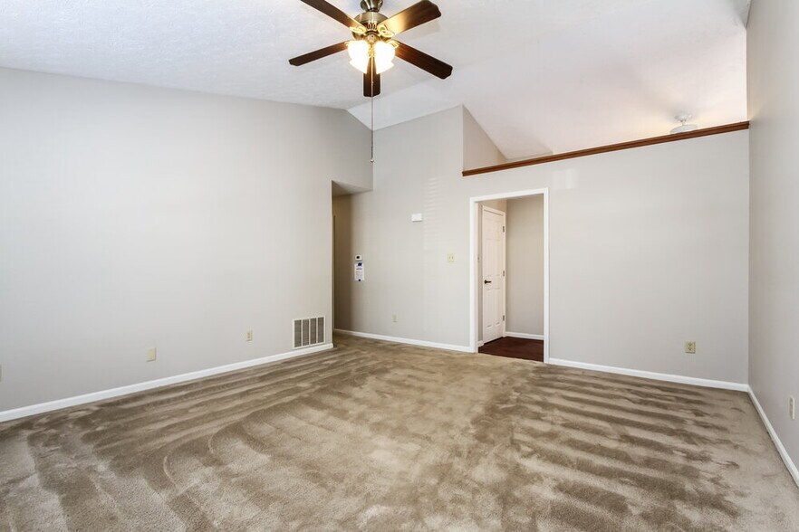 Building Photo - 6167 Connie Ct