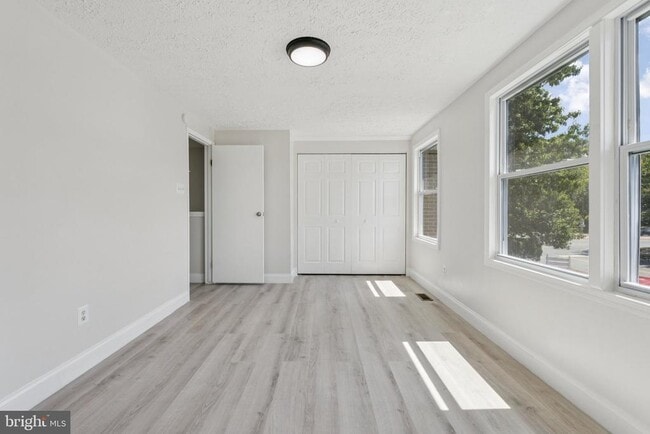 Building Photo - 3364 Longbow Ct