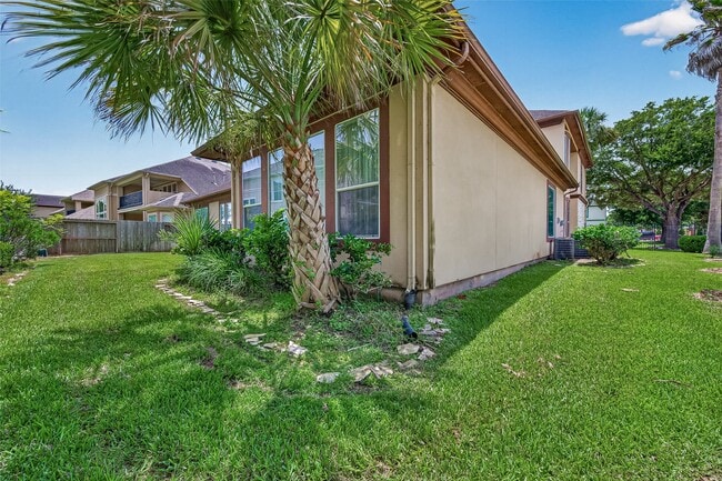 Building Photo - 5303 Fenwick Way Ct