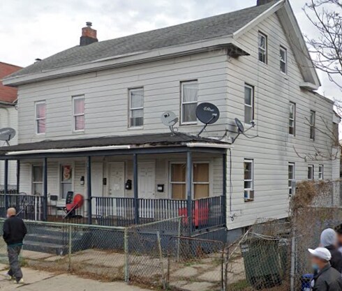 Building Photo - 980-982-982 Pembroke St