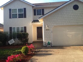 Building Photo - 980 NW Anjni Cir
