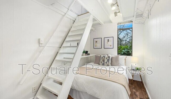 Building Photo - 6779 138th Ave NE