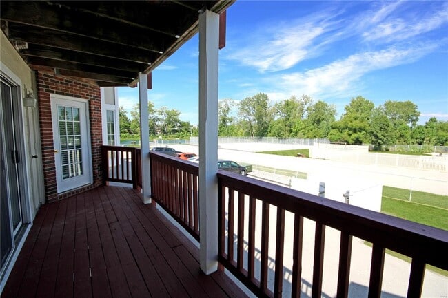 Building Photo - 326 Shirley Ridge Dr