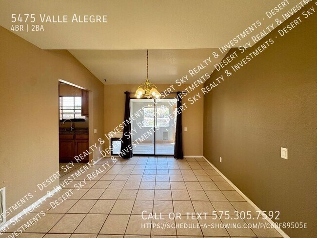 Building Photo - 5475 Valle Alegre