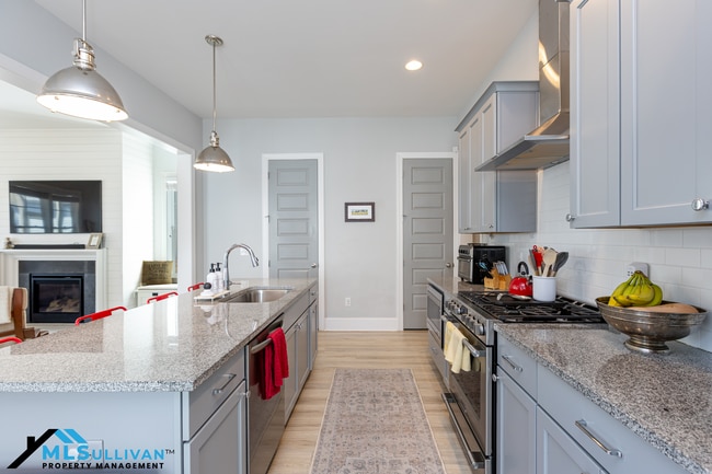 Building Photo - 1103 Tannin Dr