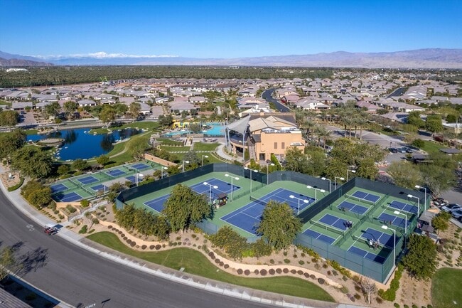 Building Photo - 51811 Golden Eagle Dr