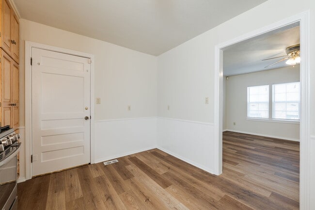 Building Photo - 1322 NW 100th St