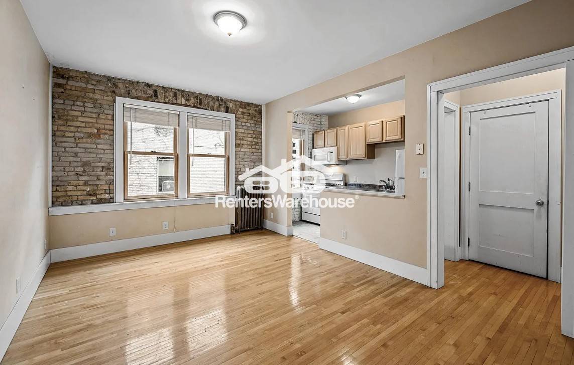 Building Photo - 2218 Nicollet Ave