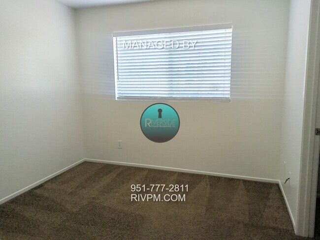 Building Photo - Spacious 3-Bed, 3-Bath Home in Riverside