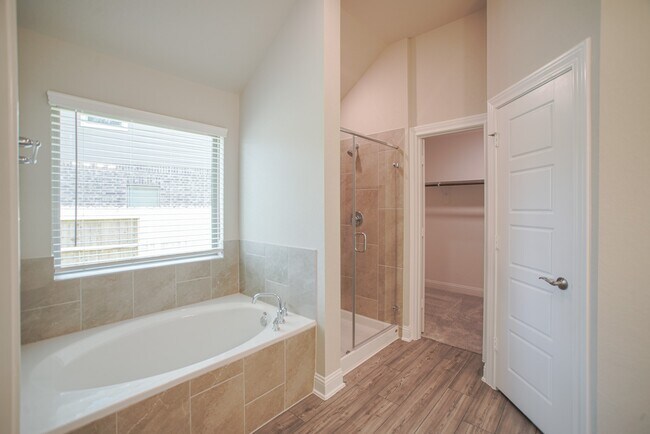 Building Photo - 17112 Coneflower Pl