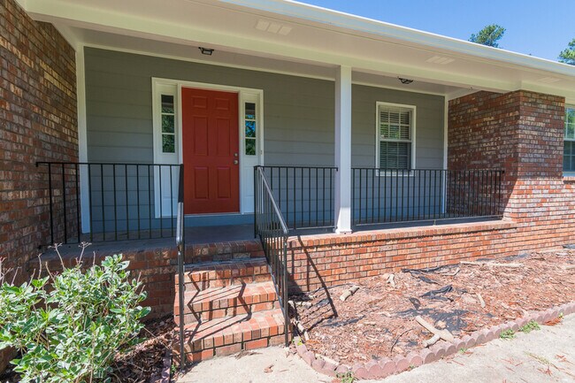 Building Photo - 1321 Crooked Creek Rd