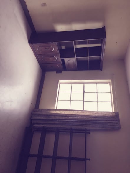 Building Photo - 100 N Palm Dr