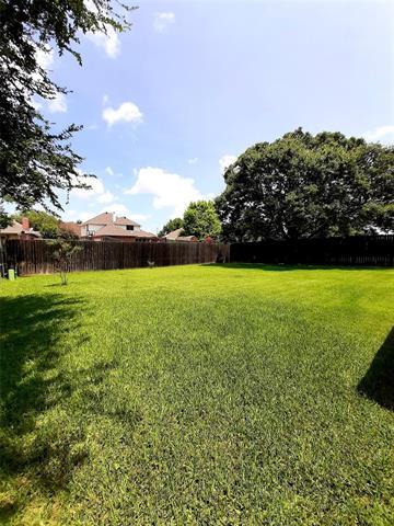 Building Photo - 9113 Trail Wood Dr