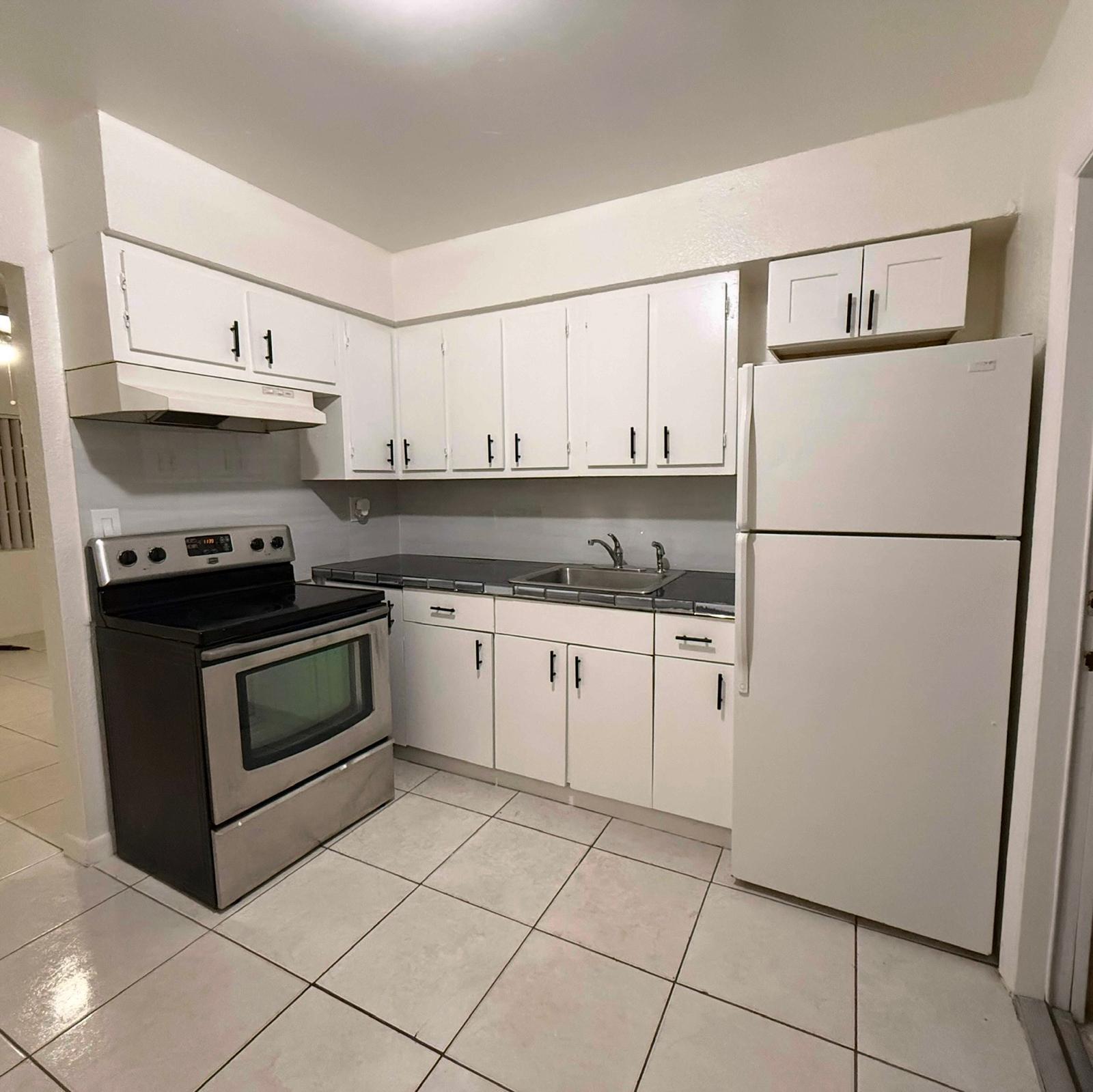 Building Photo - 2515 McKinley St