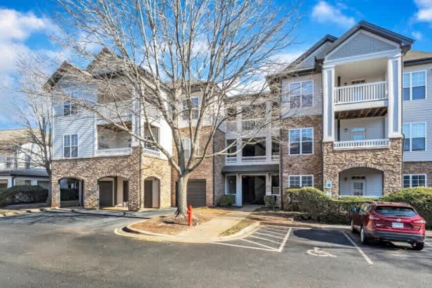 Building Photo - 7011 Almaden Way