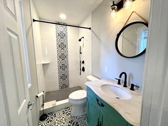 Building Photo - 40 Amherst St