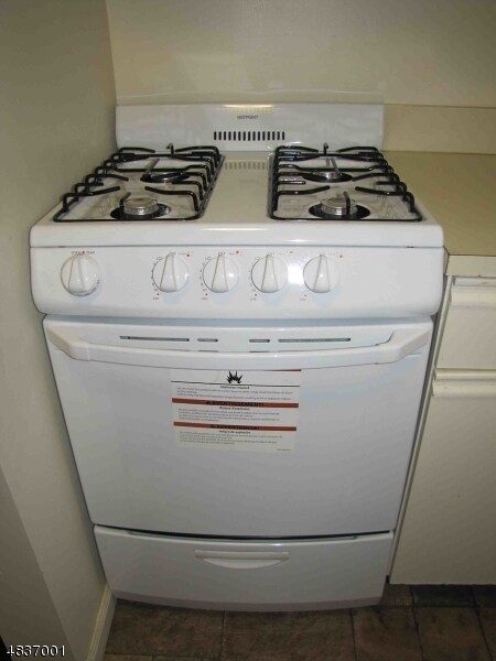 Building Photo - 4 Macculloch Ave