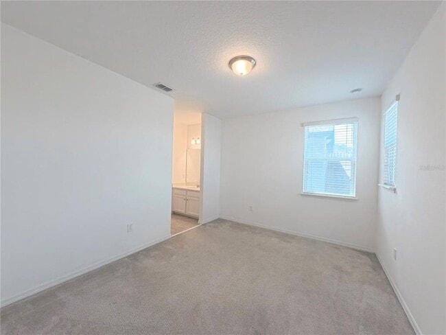 Building Photo - 12676 Salomon Cove Dr