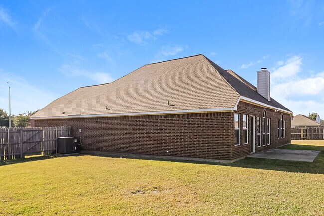 Building Photo - 217 Ute Creek Ct