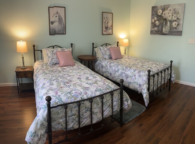 TWIN BEDS IN 2ND BEDROOM - 203 Three Runs Plantation Dr