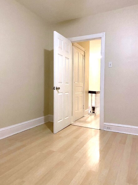 Building Photo - 5527 N Palethorp St