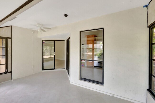 Building Photo - 9258 Ketay Cir