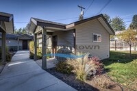 Building Photo - Cozy and Stylish 1 Bedroom and 1 Bathroom Cottage with Modern Features in Central Coeur d'Alene!