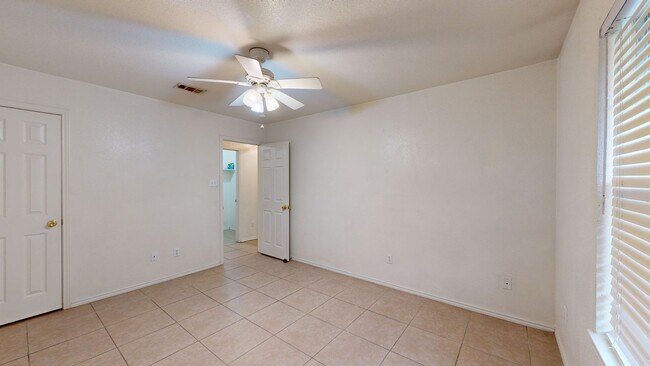 Building Photo - 2 WEEKS FREE + $1,295 ALL TILE DUPLEX BY FORT HOOD!!!