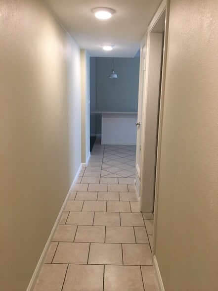 Building Photo - 127 Franklin St