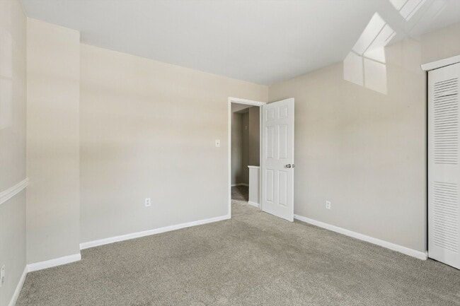 Building Photo - 506 Genneys Way