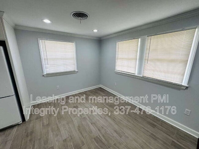 Building Photo - 418 Delgado Dr