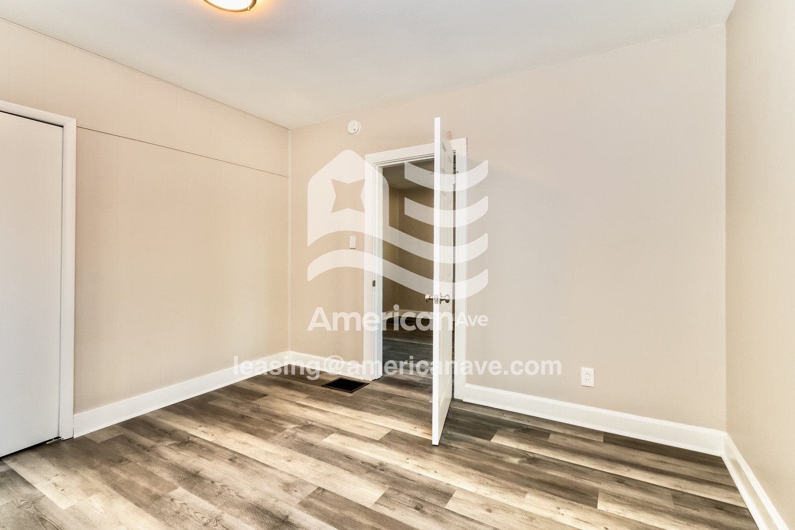 Building Photo - 1038 Lincoln Ave