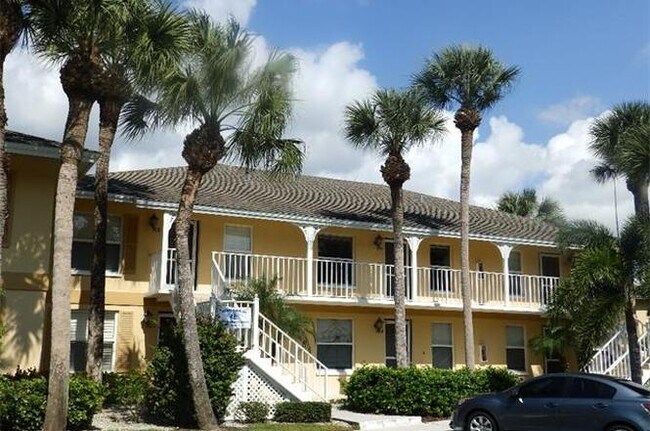 Building Photo - 1175 Mainsail Dr